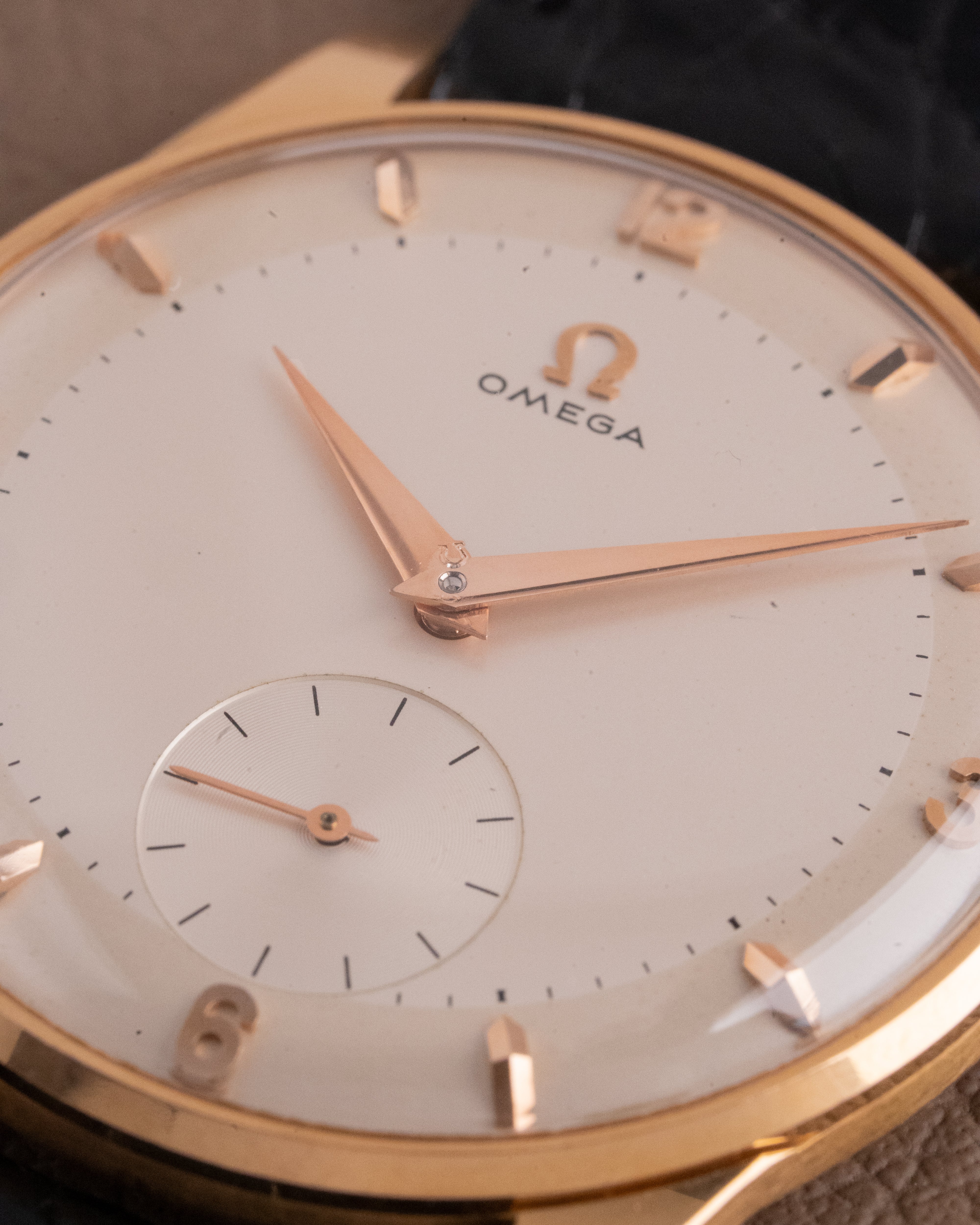 Omega Jumbo 18k Tresor 2896 segunda mano - detalle de la esfera
