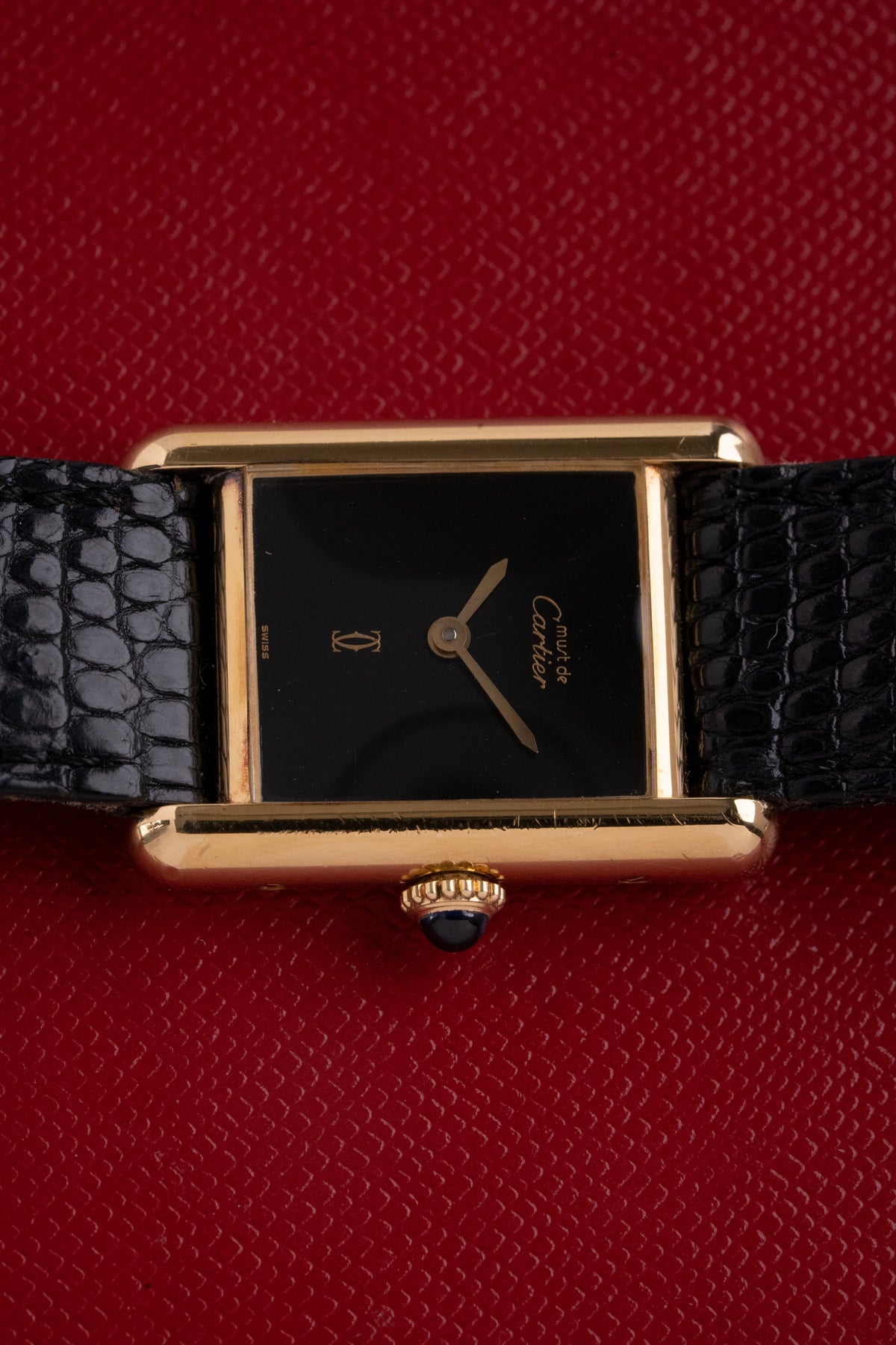 Cartier Tank Must negro pequeño