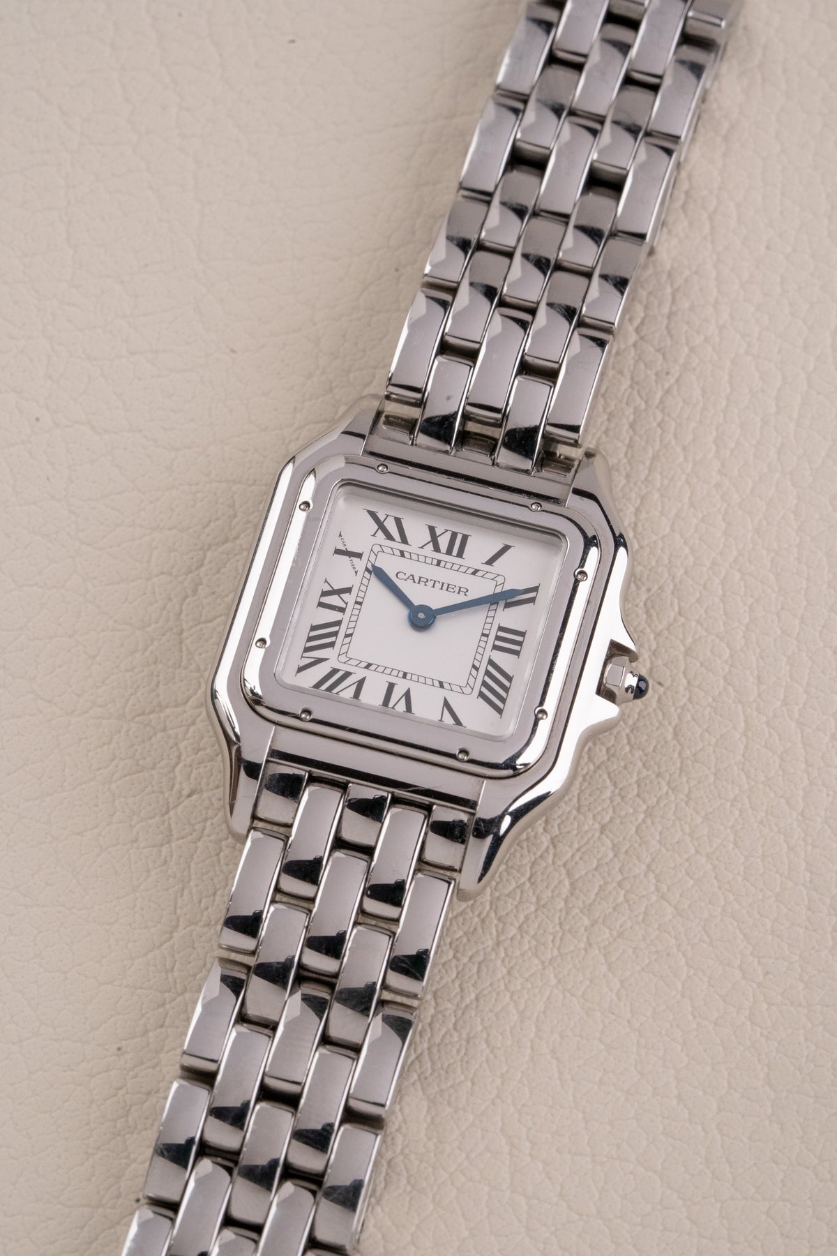 Cartier Panthère Medium en acero, de 2024