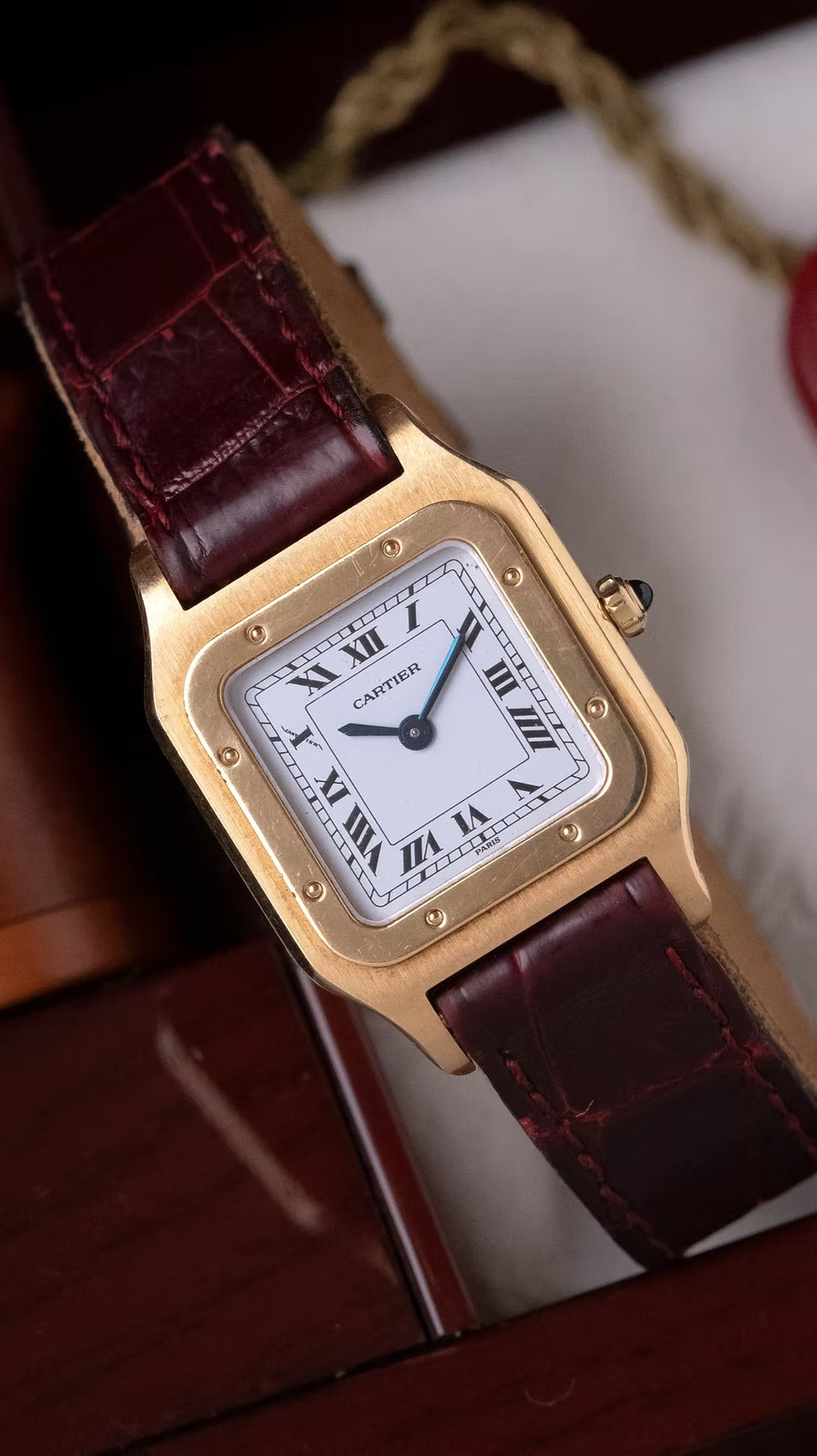 Cartier Santos Dumont Extra Plate segunda mano - vista frontal