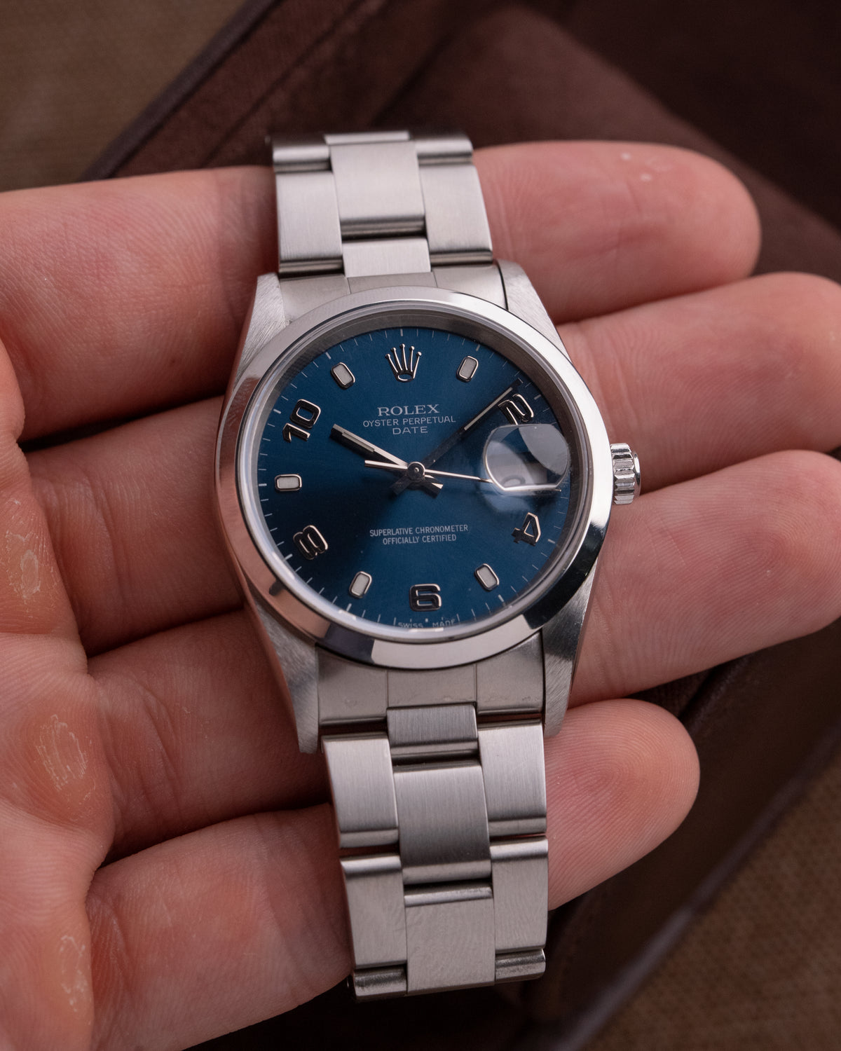 Rolex Oyster Perpetual Date ref. 15200 de 1997, esfera azul soleil arábiga