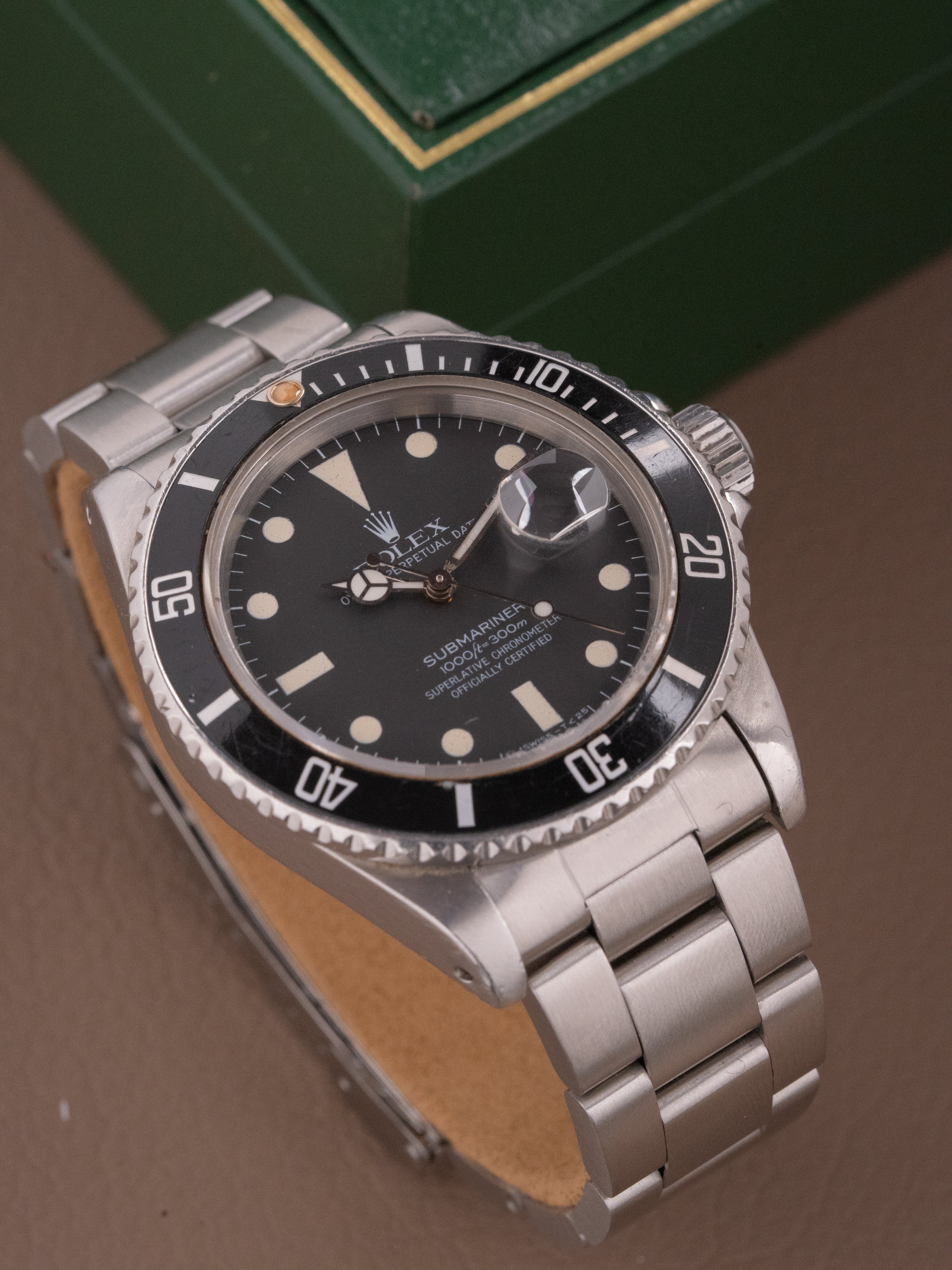 Rolex Submariner 16800 Matte dial Pallettoni segunda mano - vista lateral