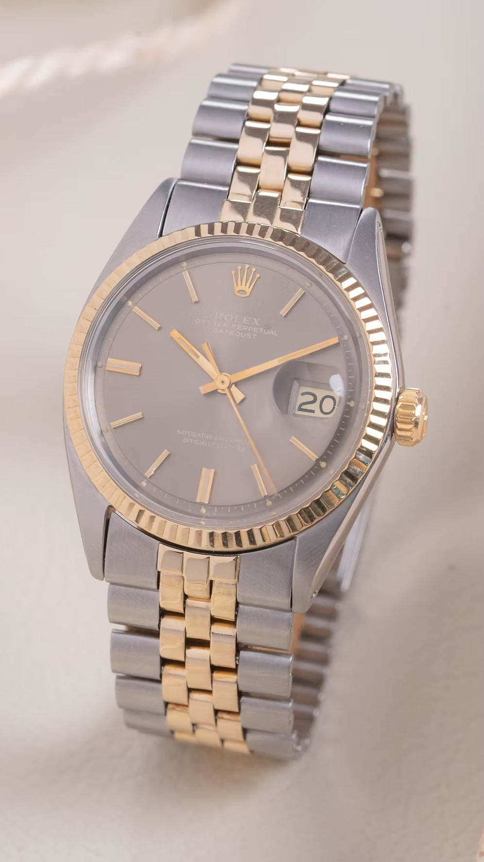 Rolex Datejust 36 "Taupe dial" segunda mano - vista frontal