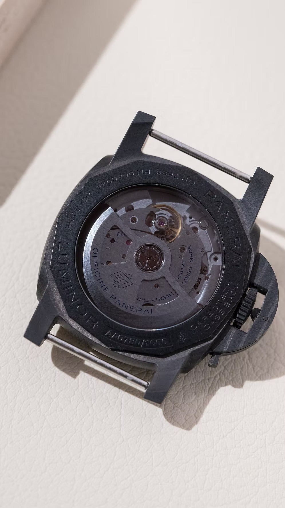 Panerai Marina Carbontech segunda mano - detalle de la esfera