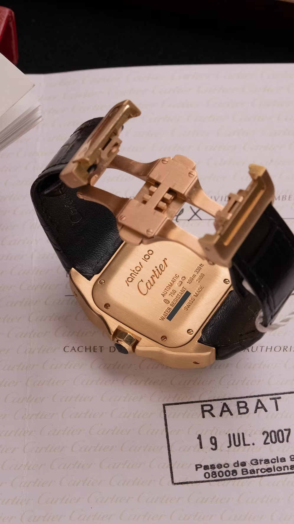 Cartier Santos 100 oro 18k segunda mano - vista trasera