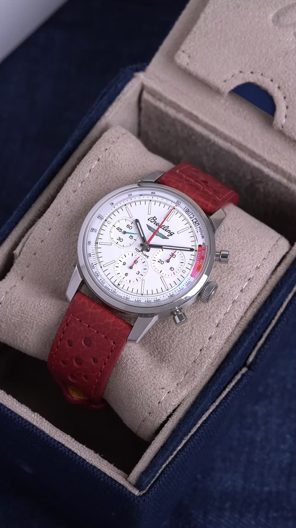 Breitling TOP TIME Thunderbird segunda mano - vista lateral