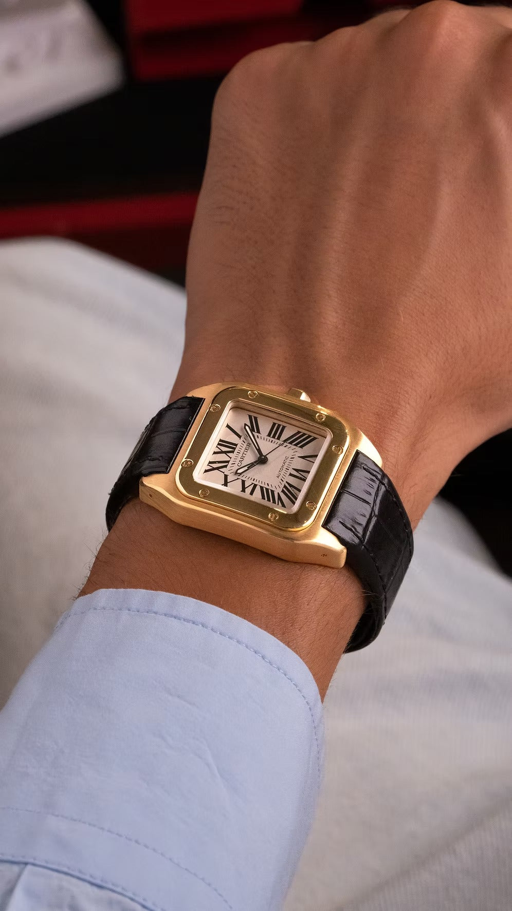 Cartier Santos 100 oro 18k segunda mano - detalle del bisel